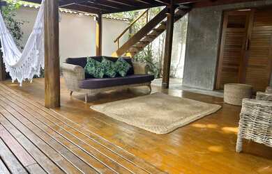 Imagem: A casa possui 5 Dormitórios, 5 Banheiros, 3 Vagas na garagem