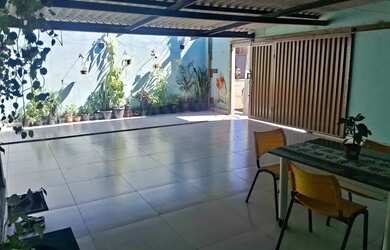 Imagem: A casa possui 2 Dormitórios e está localizado em Cocal, Vila