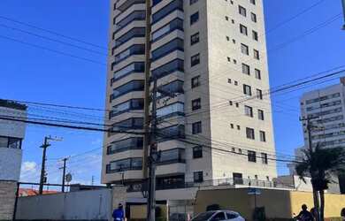 Imagem: O apartamento possui 4 Dormitórios, 2 Vagas na garagem, 146m²