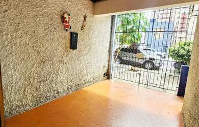 Imagem 2: VENDO CASA NA BATISTA CAMPOS 4 QUARTOS 1 VAGA DE GARAGEM