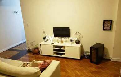 Imagem: O apartamento possui 4 Dormitórios, 3 Banheiros, 126m² de