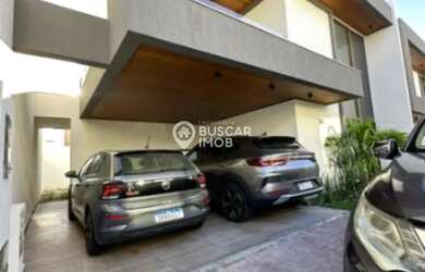 Imagem: A casa em condomínio possui 4 Dormitórios, 5 Banheiros, 2