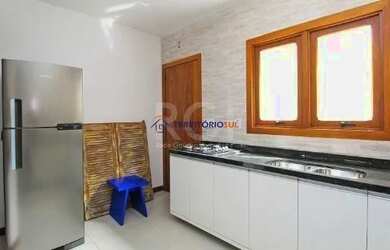 Imagem 15: Casa em Porto Alegre, no bairro Hípica, com 3 dormitório s , e 3 banheiros,...