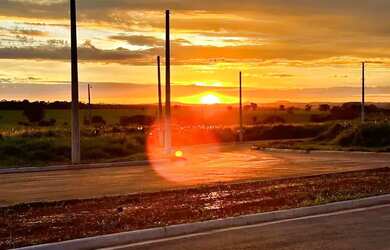 Imagem: O terreno possui 1.530m² de Área e está localizado em Santo