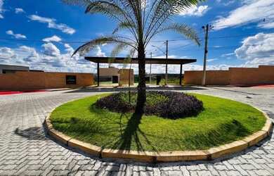 Imagem: O terreno possui 325m² de Área e está localizado em Guara