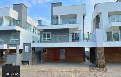 Imagem: A casa em condomínio possui 3 Dormitórios, 5 Banheiros, 2