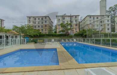 Imagem: O apartamento possui 2 Dormitórios, 1 Banheiro, 1 Vaga na garagem