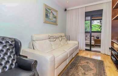 Imagem: O apartamento possui 4 Dormitórios, 2 Banheiros, 3 Vagas na