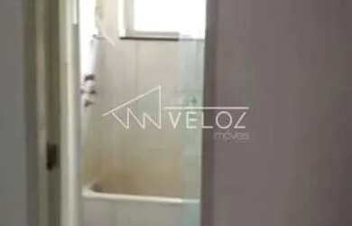 Imagem: O depósito possui 30m² de Área e está localizado em Centro