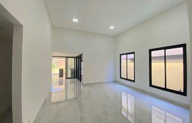 Imagem 8: Belíssima casa no Portal do Sol Green -4 suítes plenas -Valor R$ 2.050.000,00