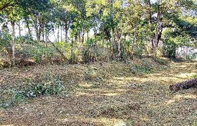 Imagem: O terreno possui 926m² de Área, Imóvel novo e está localizado