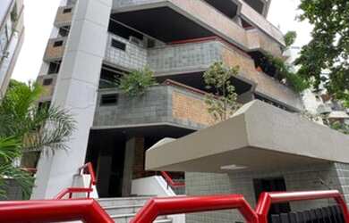 Imagem: O apartamento na cobertura possui 4 Dormitórios, 5 Banheiros