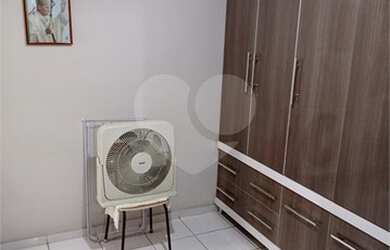 Imagem 10: Apartamento muito bem localizado, no miolo de Cascadura