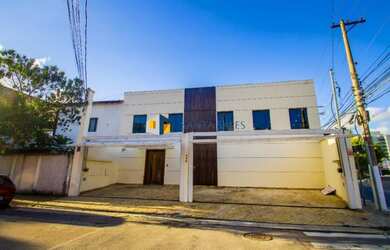 Imagem: O depósito possui 1 Vaga na garagem, 10m² de Área e está