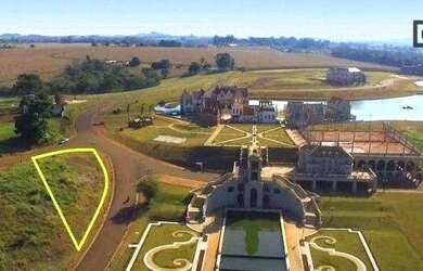 Imagem: O terreno possui 1.251m² de Área e está localizado em Vivendas