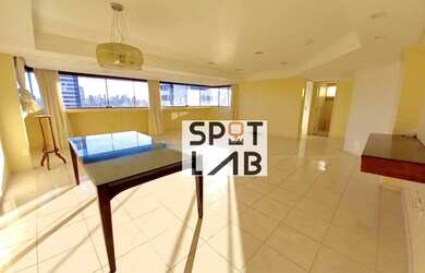 Imagem: O apartamento possui 4 Dormitórios, 5 Banheiros, 2 Vagas na