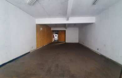 Imagem: O depósito possui 70m² de Área e está localizado em Santa