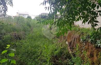 Imagem: O terreno possui 352m² de Área e está localizado em Jardim