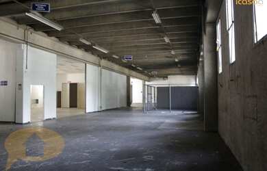 Imagem: O depósito possui 2.194m² de Área e está localizado em