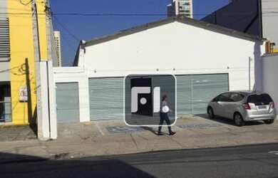 Imagem: O depósito possui 5 Vagas na garagem, 442m² de Área e está