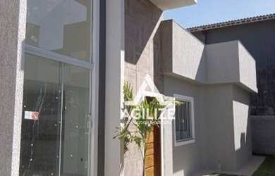 Imagem: A casa possui 3 Dormitórios, 1 Banheiro, 3 Vagas na garagem