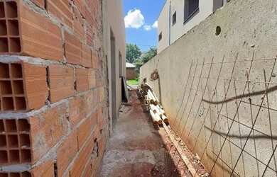 Imagem 15: Casa em condomínio. Piscina, Área de serviço, 160m² de Áreae4 Vagas...