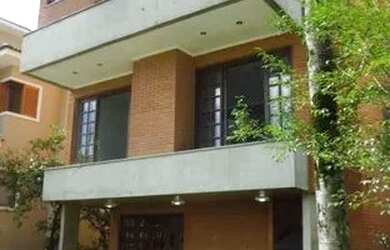 Imagem: A casa em condomínio possui 3 Dormitórios, 3 Banheiros, 2