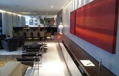 Imagem: O apartamento possui 4 Dormitórios, 5 Banheiros, 5 Vagas na