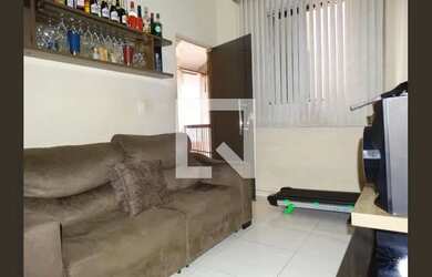 Imagem: A casa possui 5 Dormitórios, 3 Banheiros, 4 Vagas na garagem