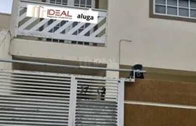 Imagem: A casa possui 2 Dormitórios, 2 Banheiros, 1 Vaga na garagem