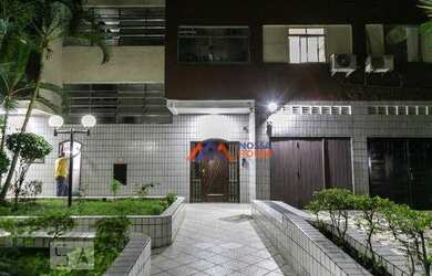 Imagem: O apartamento possui 3 Dormitórios, 1 Banheiro, 1 Vaga na garagem