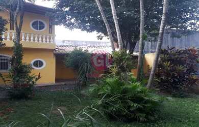 Imagem: A casa possui 5 Dormitórios, 5 Banheiros, 3 Vagas na garagem