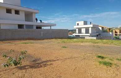 Imagem: O terreno possui 431m² de Área e está localizado em Fazenda