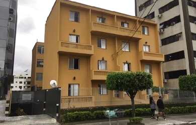 Imagem: A casa possui 1 Dormitório, 1 Banheiro, 1 Vaga na garagem