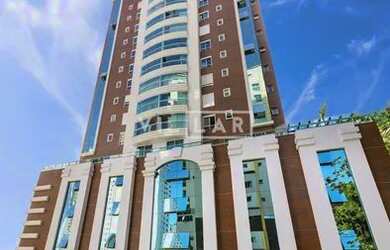 Imagem: O apartamento possui 4 Dormitórios, 1 Banheiro, 3 Vagas na