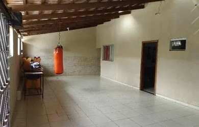 Imagem 1: vendo casa em viana. Varanda, 1 Banheiroe3 Dormitórios