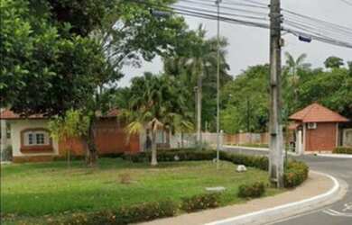 Imagem: O terreno possui 800m² de Área e está localizado em Ponta