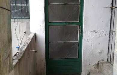 Imagem: A casa possui 1 Dormitório, 1 Banheiro e está localizado