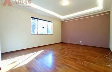 Imagem: A casa em condomínio possui 3 Dormitórios, 3 Banheiros, 2