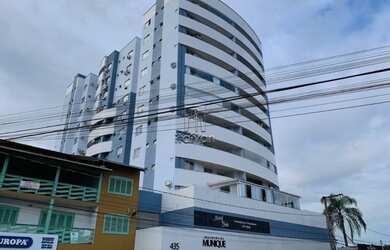 Imagem: O apartamento possui 4 Dormitórios, 3 Banheiros, 2 Vagas na