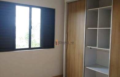 Imagem: O apartamento possui 3 Dormitórios, 2 Banheiros, 2 Vagas na