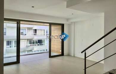 Imagem: O apartamento na cobertura possui 3 Dormitórios, 3 Banheiros