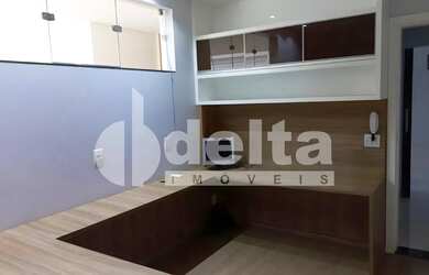 Imagem 5: Casa residencial com 3 suítes disponível para locação no bairro Alto...