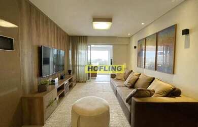 Imagem: O apartamento possui 2 Dormitórios, 2 Banheiros, 2 Vagas na