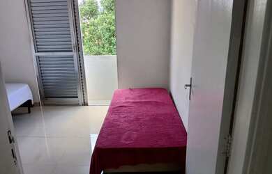 Imagem 3: Moças dividem Excelente ap700