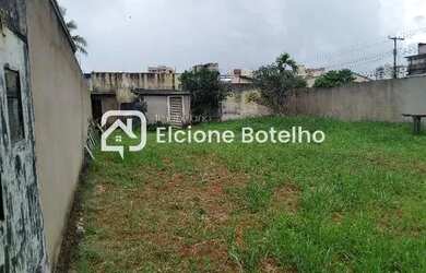 Imagem: O terreno possui 450m² de Área e está localizado em Saraiva