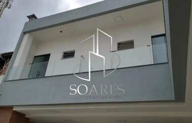 Imagem: A casa possui 3 Dormitórios, 4 Banheiros, 2 Vagas na garagem