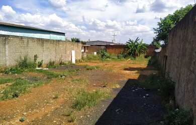 Imagem: O terreno possui 480m² de Área e está localizado em Presidente