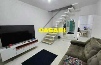 Imagem: A casa possui 2 Dormitórios, 2 Banheiros, 1 Vaga na garagem