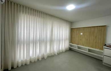 Imagem: O apartamento possui 1 Dormitório, 1 Banheiro, 1 Vaga na garagem